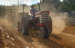 antique tractor pull